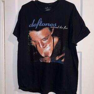 NWT deftones band Black Graphic T-Shirt